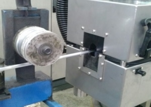 Kabel trocknen mit Gebläse-Luftdüsen-Kombination